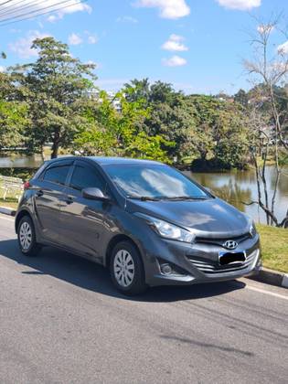 HYUNDAI HB20 1.0 COMFORT PLUS 12V FLEX 4P MANUAL HYUNDAI HB20 1.0 COMFORT PLUS 12V FLEX 4P MANUAL
